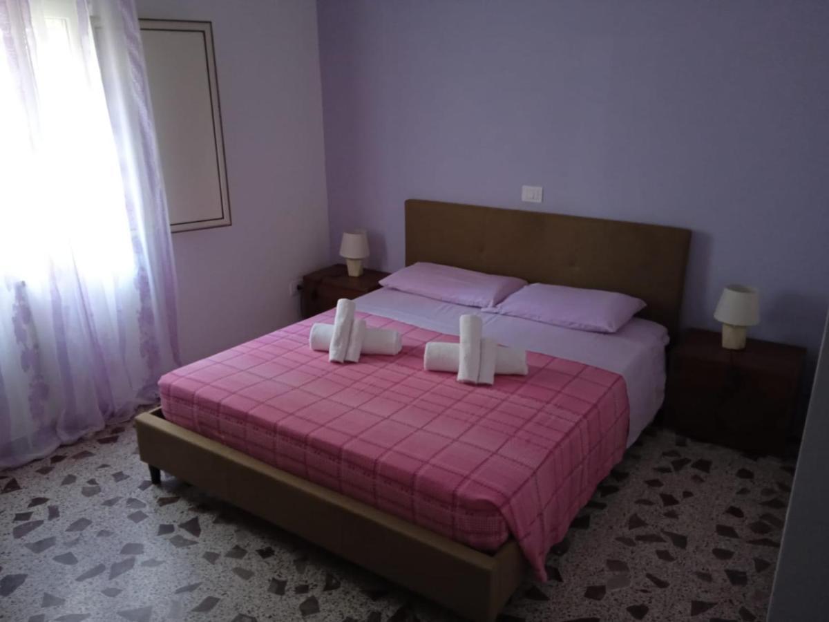 B&B Porta Di Suso 카메로타 외부 사진